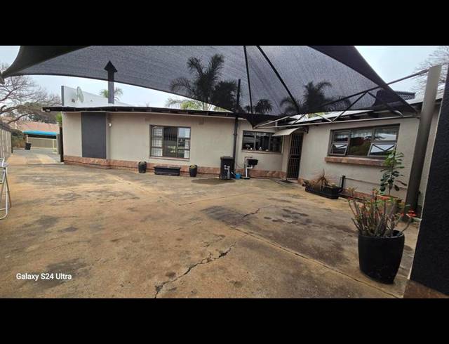 3 BEDROOM HOUSE FOR SALE IN PARKRAND